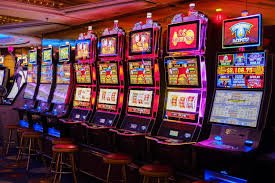 BandarQ live dealer table on mobile phone
